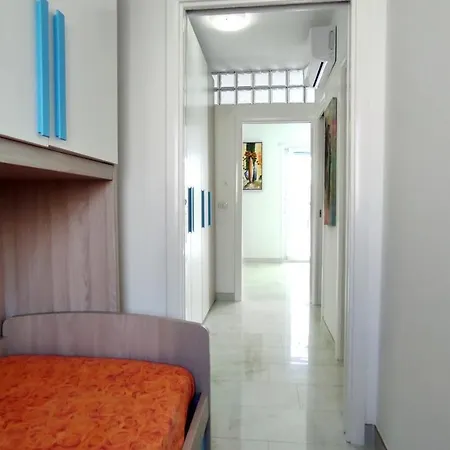 Le Sorelle Del Mare - Sole E Persia مارينا دي بيسكولوس