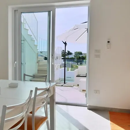 Le Sorelle Del Mare - Sole E Persia مارينا دي بيسكولوس